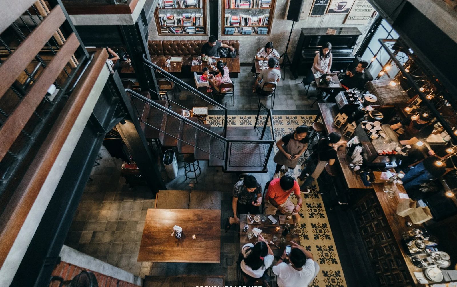 Pison Petitenget interior — overhead view of the dining floor at lunch